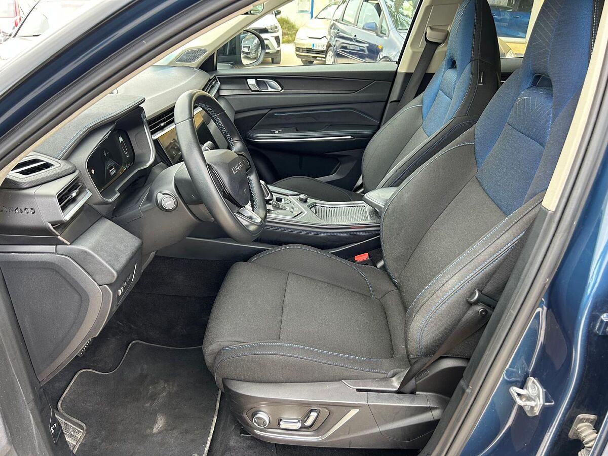 LYNK & C CO 01 1.5 PHEV AUTO SPANISH LHD IN SPAIN 71000 MILES SUPERB 2021